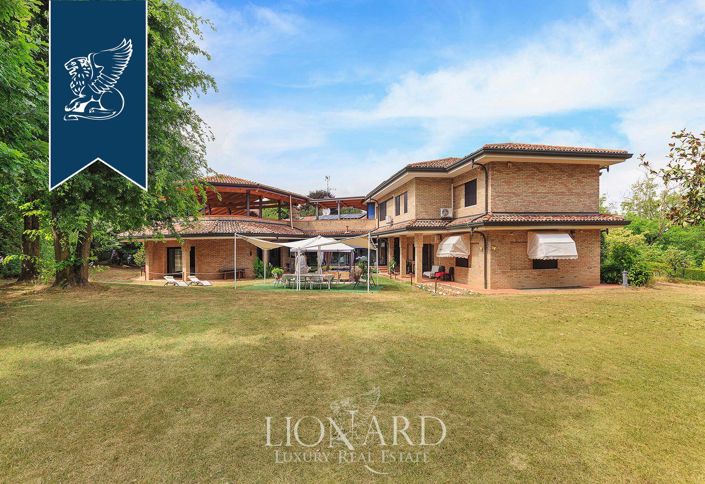 Image No.4-4 Bed Villa for sale