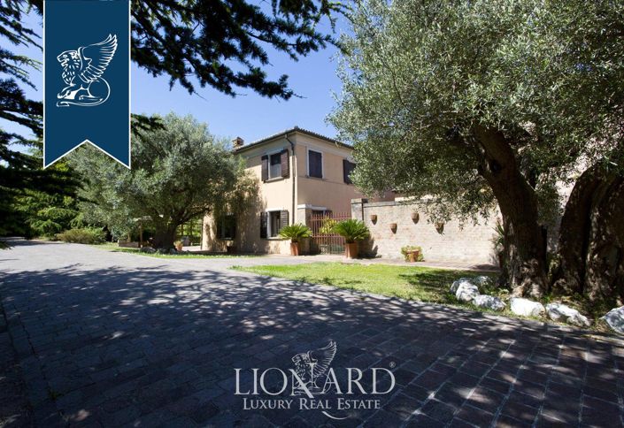 Image No.17-7 Bed Villa for sale