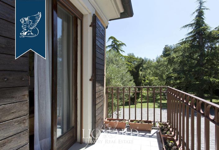 Image No.38-7 Bed Villa for sale