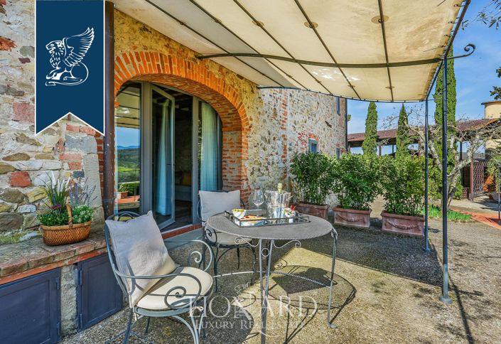 Image No.31-30 Bed Farmhouse for sale