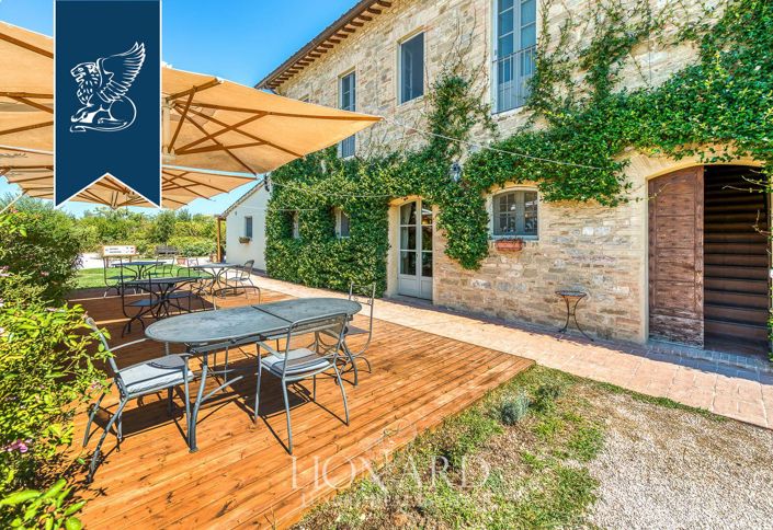 Image No.11-10 Bed Country House for sale