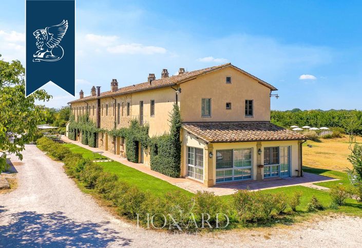 Image No.12-10 Bed Country House for sale