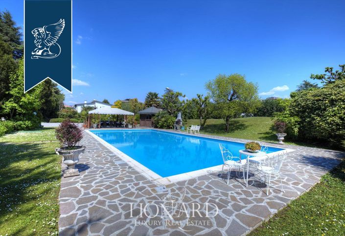 Image No.17-5 Bed Villa for sale