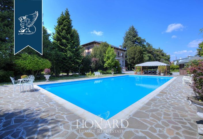 Image No.19-5 Bed Villa for sale