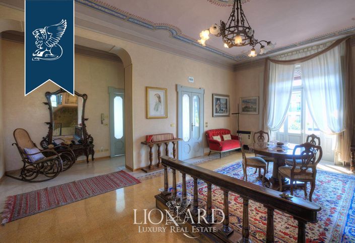Image No.36-5 Bed Villa for sale