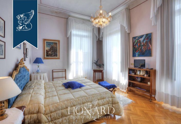 Image No.44-5 Bed Villa for sale
