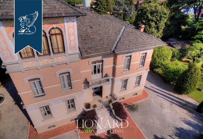 Image No.6-5 Bed Villa for sale