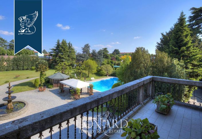 Image No.8-5 Bed Villa for sale