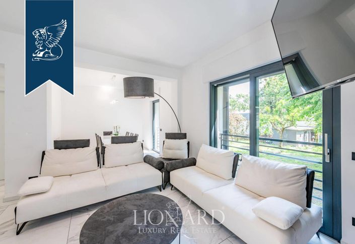 Image No.6-6 Bed Villa for sale
