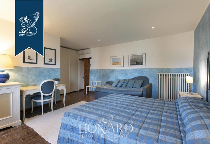 Image No.35-13 Bed Hotel for sale
