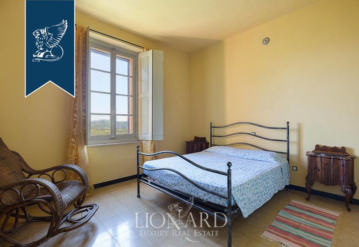 Image No.43-6 Bed Farmhouse for sale