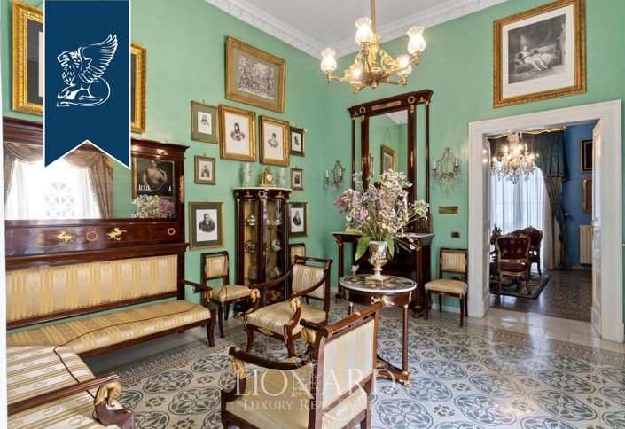 Image No.8-Propriété de 15 chambres à vendre à Santa Maria Capua Vetere