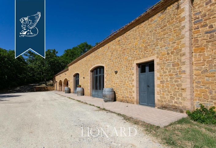 Image No.30-Ferme de 6 chambres à vendre à Trequanda
