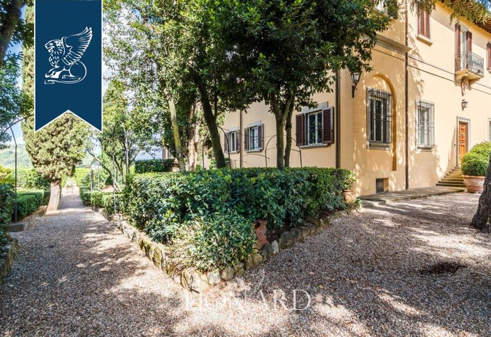 Image No.11-9 Bed Villa for sale