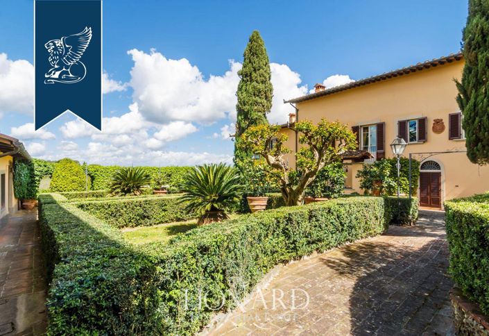 Image No.18-9 Bed Villa for sale