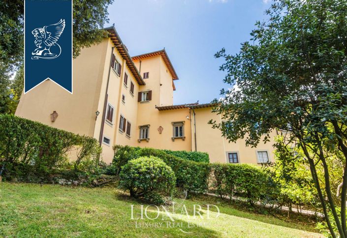 Image No.20-9 Bed Villa for sale