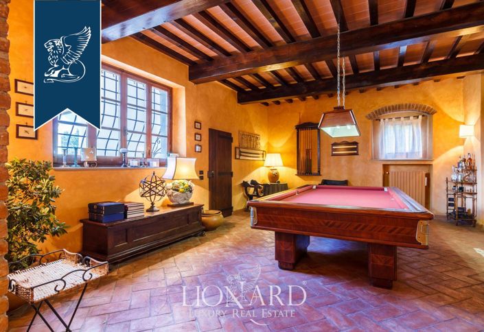 Image No.24-9 Bed Villa for sale