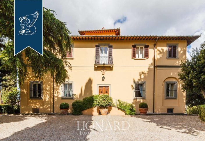 Image No.4-9 Bed Villa for sale