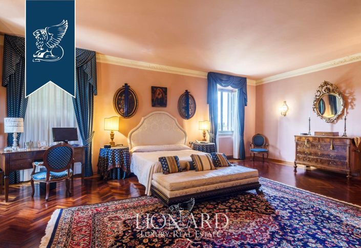 Image No.42-9 Bed Villa for sale