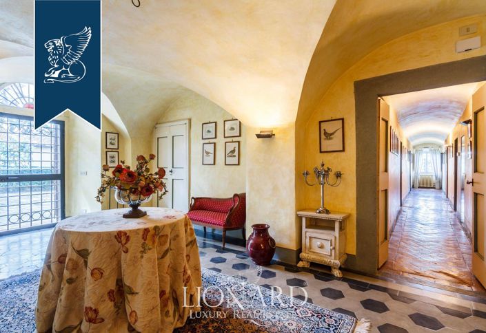 Image No.44-9 Bed Villa for sale