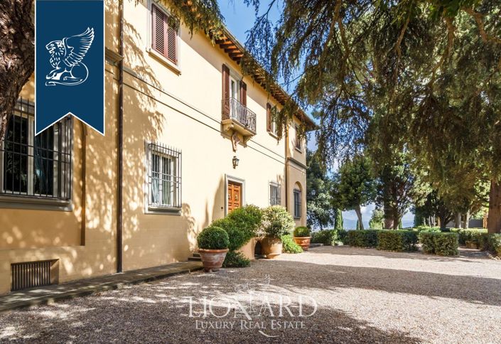 Image No.9-9 Bed Villa for sale