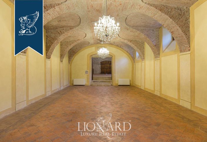 Image No.57-3 Bed Villa for sale