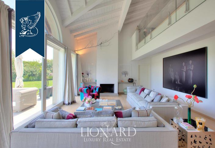 Image No.5-4 Bed Villa for sale