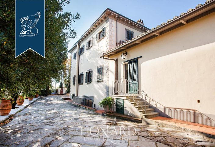 Image No.22-24 Bed Villa for sale