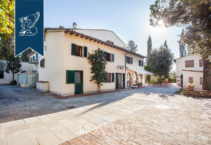 Image No.27-24 Bed Villa for sale