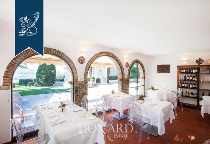 Image No.34-24 Bed Villa for sale