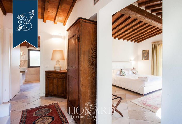 Image No.49-24 Bed Villa for sale
