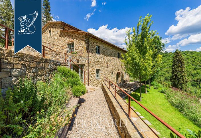 Image No.17-8 Bed Country House for sale