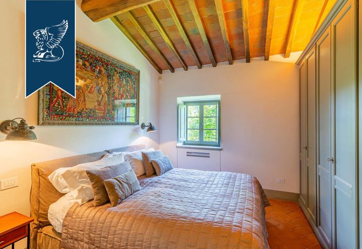 Image No.43-8 Bed Country House for sale