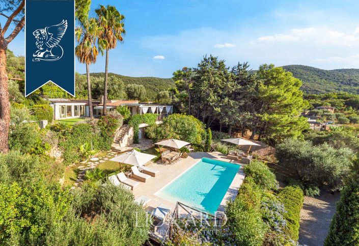 Image No.2-5 Bed Villa for sale