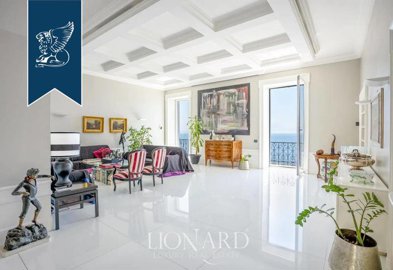 1 - Naples, Appartement