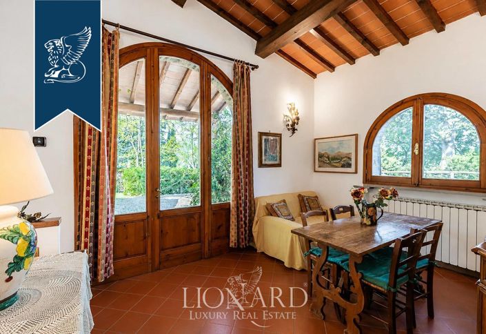 Image No.20-14 Bed Farmhouse for sale