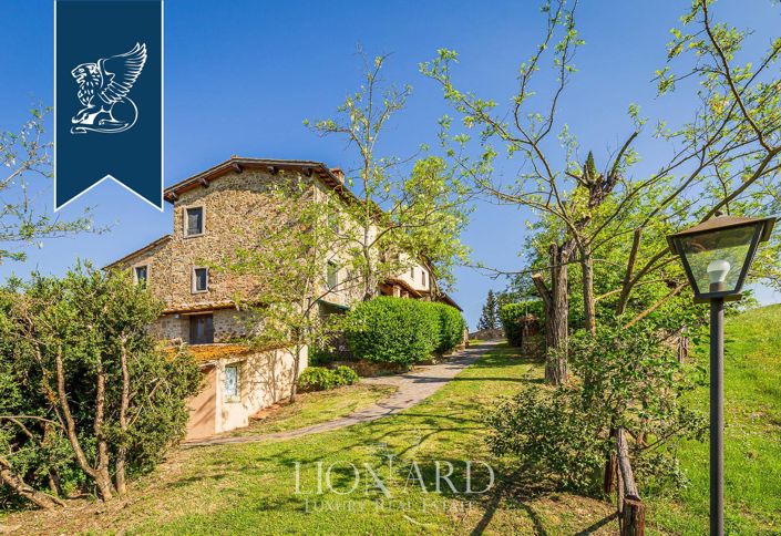 Image No.26-14 Bed Farmhouse for sale