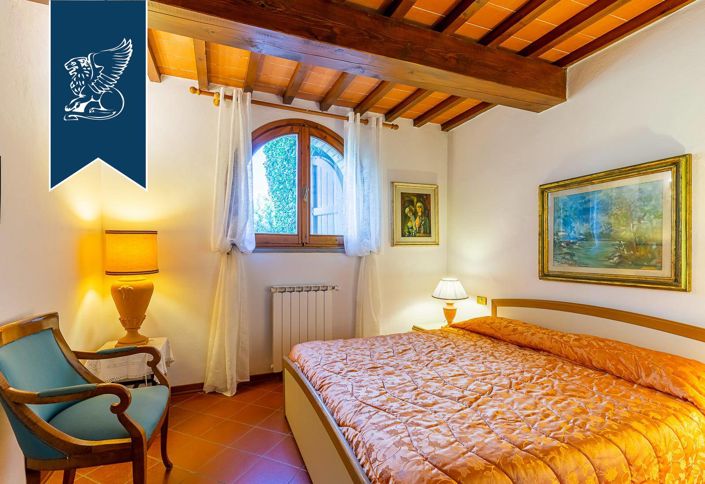 Image No.36-14 Bed Farmhouse for sale