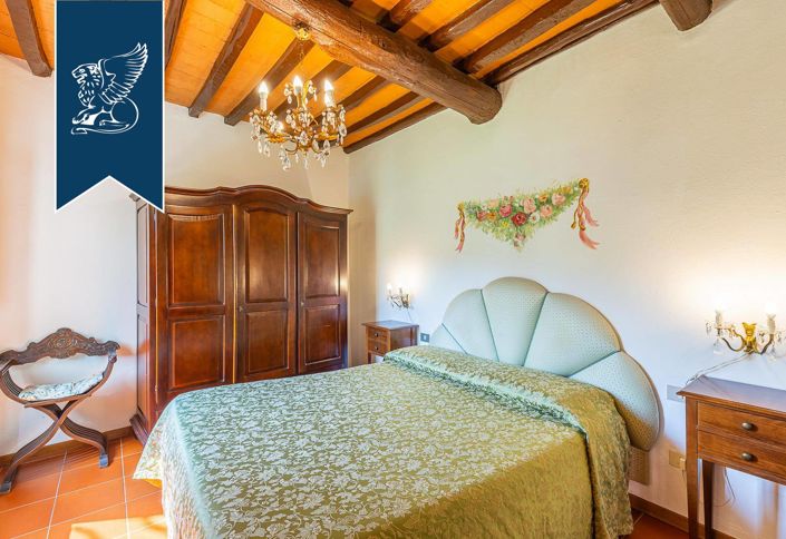 Image No.39-14 Bed Farmhouse for sale