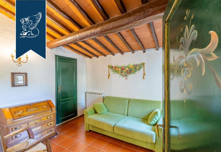 Image No.41-14 Bed Farmhouse for sale