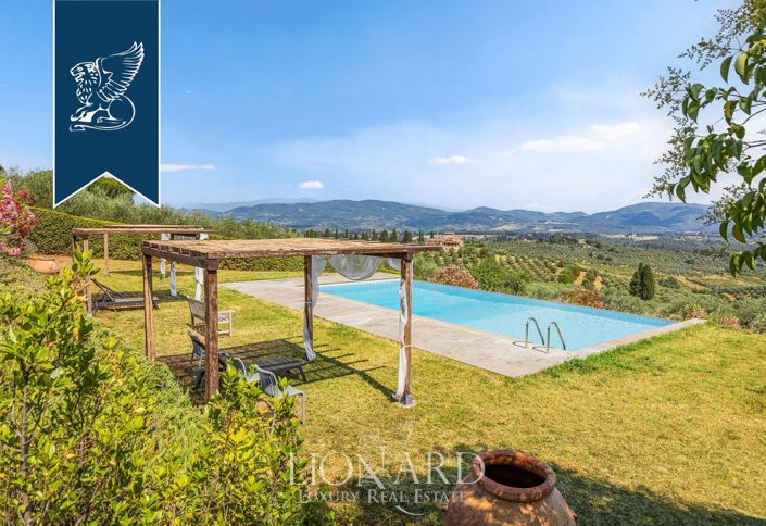 Image No.17-10 Bed Villa for sale