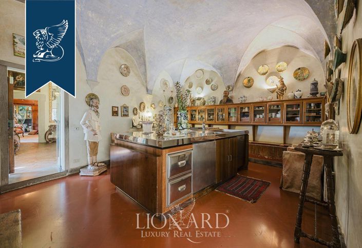 Image No.18-7 Bed Country House for sale