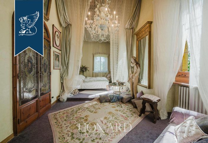Image No.22-7 Bed Country House for sale