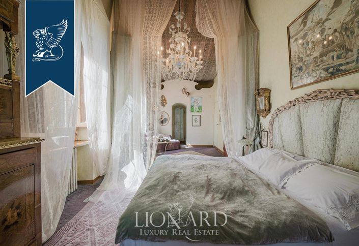Image No.23-7 Bed Country House for sale