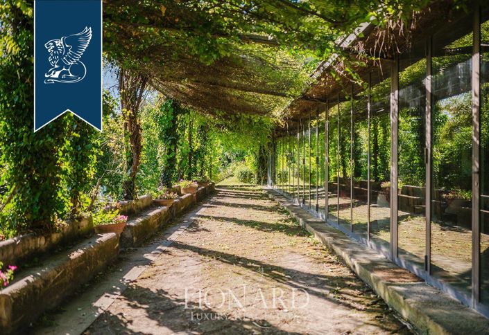 Image No.6-7 Bed Country House for sale