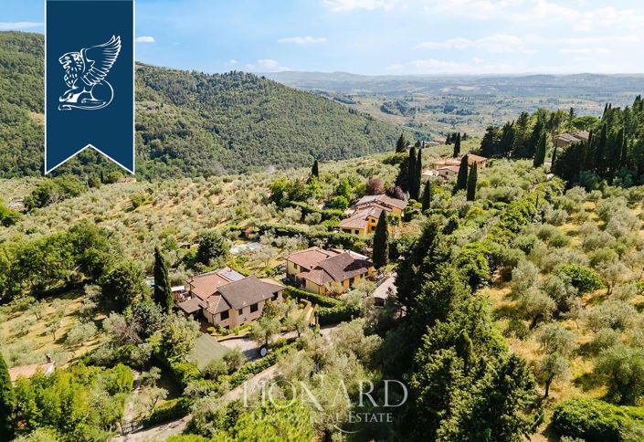 Image No.4-7 Bed Villa for sale