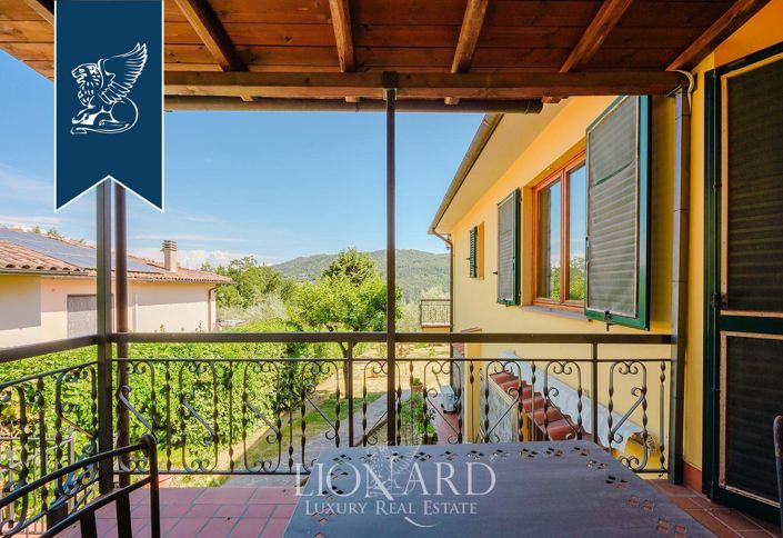 Image No.9-7 Bed Villa for sale