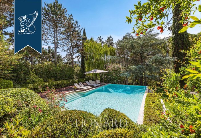 Image No.8-6 Bed Villa for sale