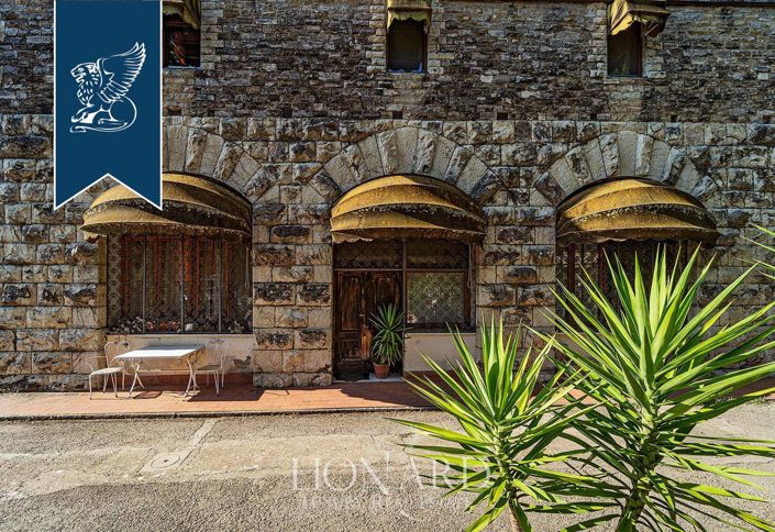 Image No.14-5 Bed Villa for sale