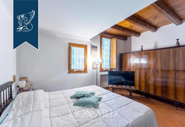 Image No.28-5 Bed Villa for sale